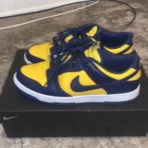 Nike Sb dunks Low top Michigans